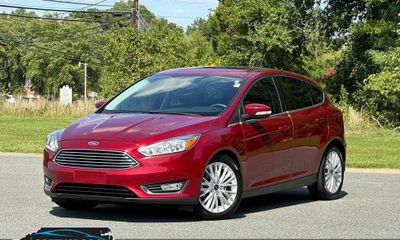 2017 Ford Focus Titanium