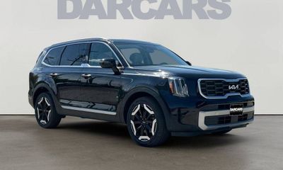 2023 Kia Telluride S