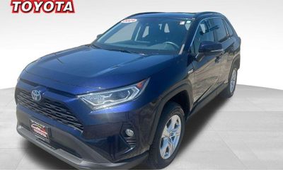 2021 Toyota RAV4 XLE HV