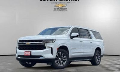 2022 Chevrolet Suburban RST