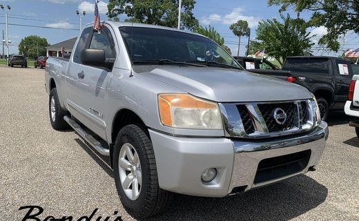 2012 Nissan Titan SV