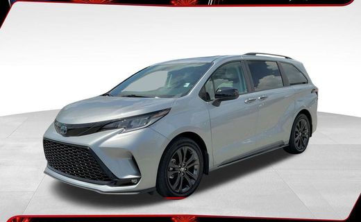 2025 Toyota Sienna XSE