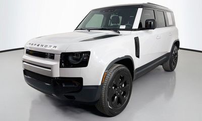 2026 Land Rover Defender 110 S