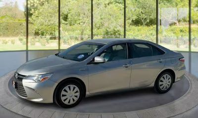 2015 Toyota Camry Hybrid