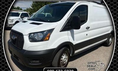 2022 Ford Transit Base