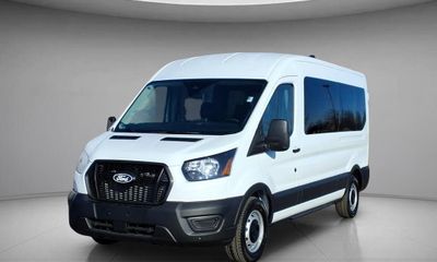 2026 Ford Transit Medium Roof