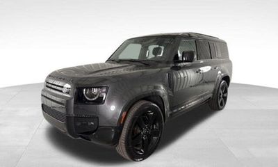 2024 Land Rover Defender 130 V8