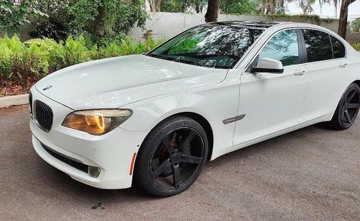 2010 BMW 750i