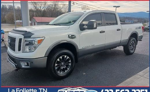 2017 Nissan Titan