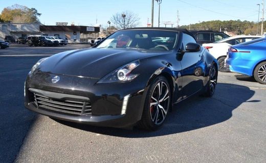 2018 Nissan 370Z Touring
