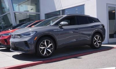 2023 Volkswagen ID 4 S