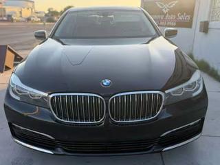 2019 BMW 740i