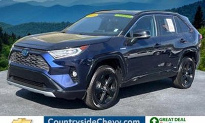 2021 Toyota RAV4 XLE Premium HV