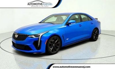2024 Cadillac CT4