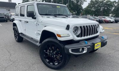 2024 Jeep Wrangler Sahara 4XE