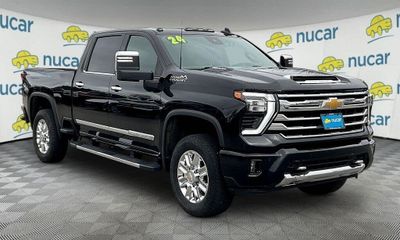 2024 Chevrolet Silverado HD High Country