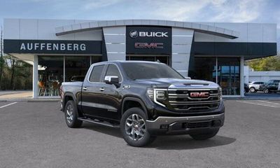 2026 GMC Sierra SLT
