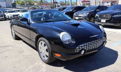 2003 Ford Thunderbird Deluxe