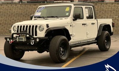 2022 Jeep Gladiator Sport