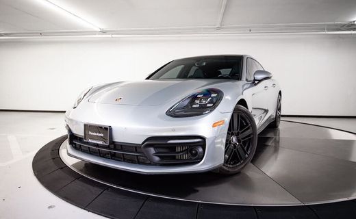 2023 Porsche Panamera