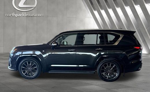 2025 Lexus LX 700H
