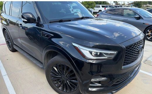 2022 Infiniti QX80 SV