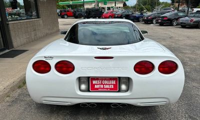 2004 Chevrolet Corvette Coupe