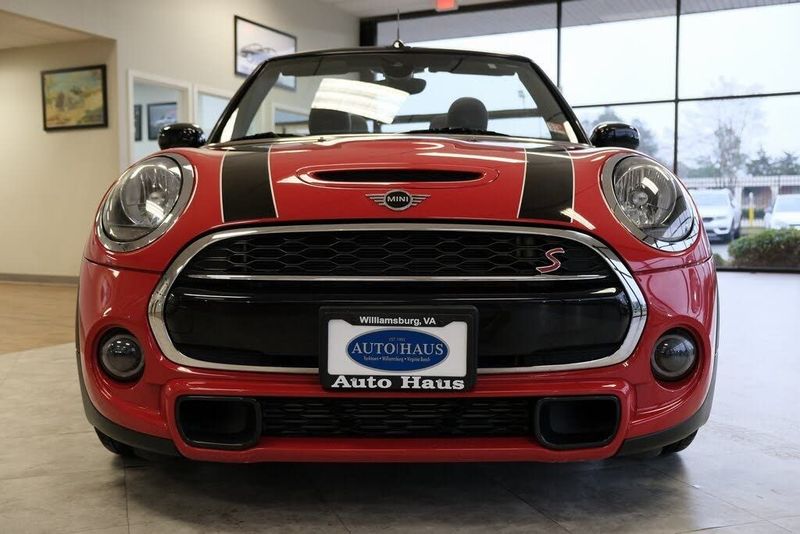 2020 Mini Cooper Convertible — a typically priced live listing
