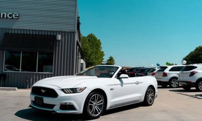 2016 Ford Mustang GT Convertible