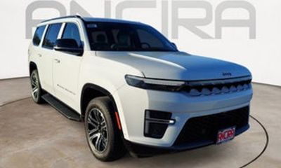 2026 Jeep Grand Wagoneer Base