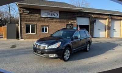 2010 Subaru Outback Base