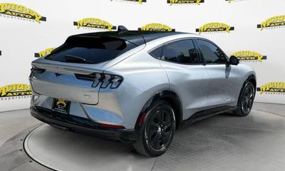 2021 Ford Mustang Mach-E California Route 1