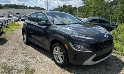2022 Hyundai Kona SEL Without FCA