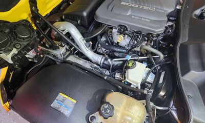 2008 Saturn SKY RED Line