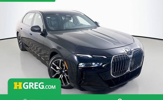 2026 BMW 740I