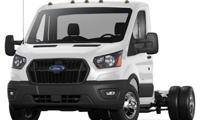 2022 Ford Transit DRW
