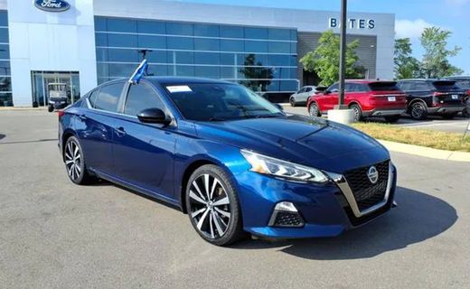2020 Nissan Altima SR
