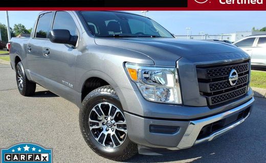2022 Nissan Titan SV