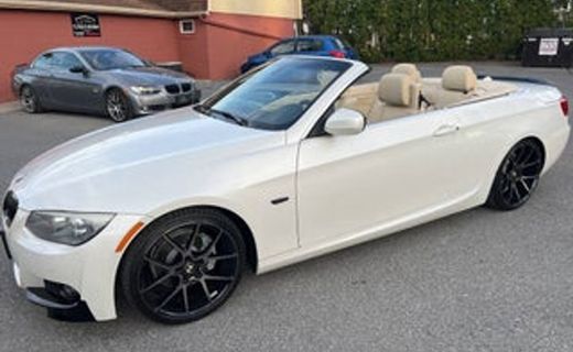 2012 Chevrolet Corvette Standard 1LT