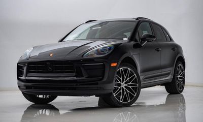 2026 Porsche Macan