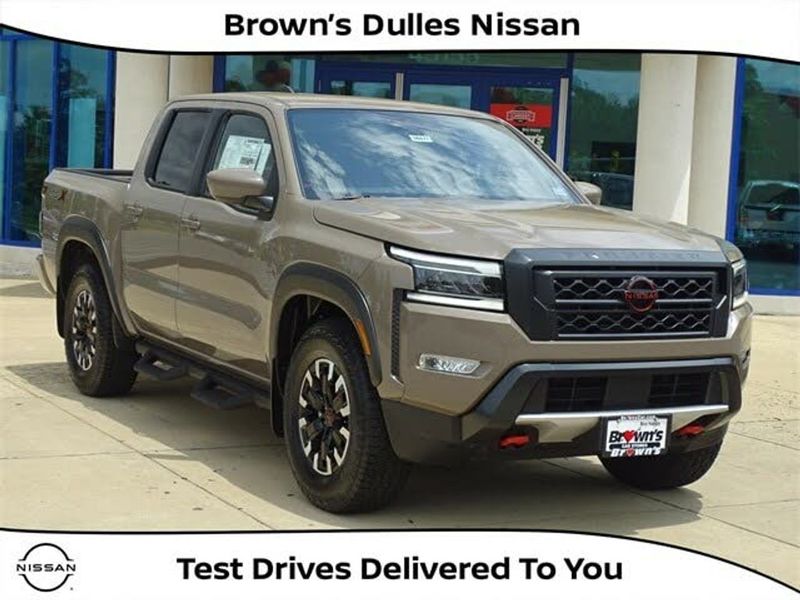 2022 Nissan Frontier — a typically priced live listing