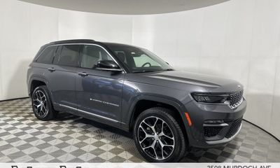 2025 Jeep Grand Cherokee Summit