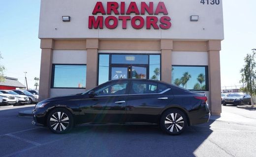 2022 Nissan Altima SV