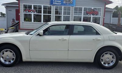 2006 Chrysler 300 Touring