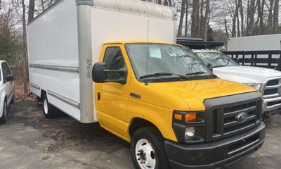 2016 Ford E-Series Chassis E 350