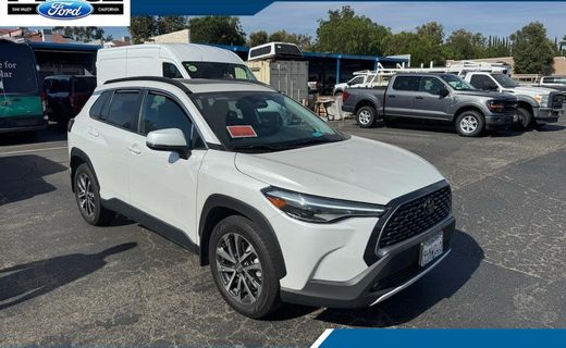2023 Toyota Corolla Cross XLE