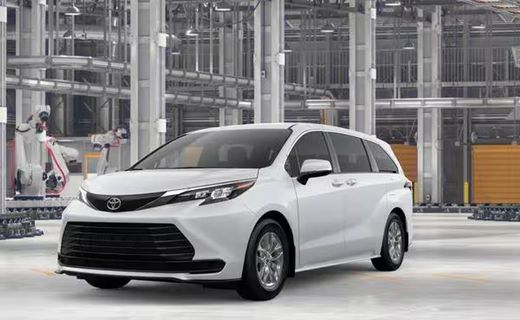 2026 Toyota Sienna LE