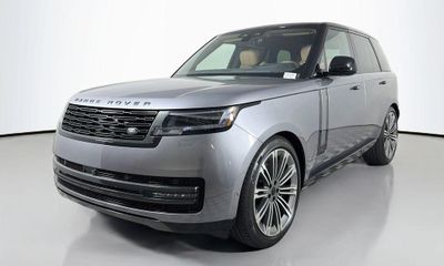 2026 Land Rover Range SE