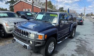 2009 Hummer H3 Base