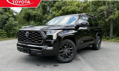 2023 Toyota Sequoia Platinum